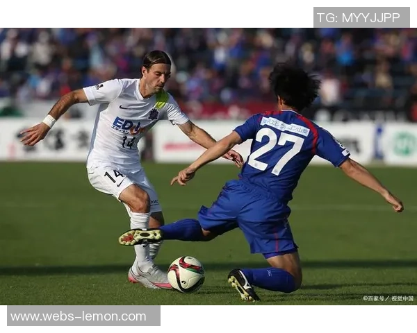 天鹅队与甲府风林的激烈对决揭示足球战术与团队协作的魅力